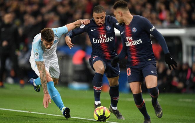 卡拉格驳萨拉赫替罪羊论，指其让利物浦两度背锅（卡拉格驳斥萨拉赫“替罪羊”之说：他曾两度让红军背锅）