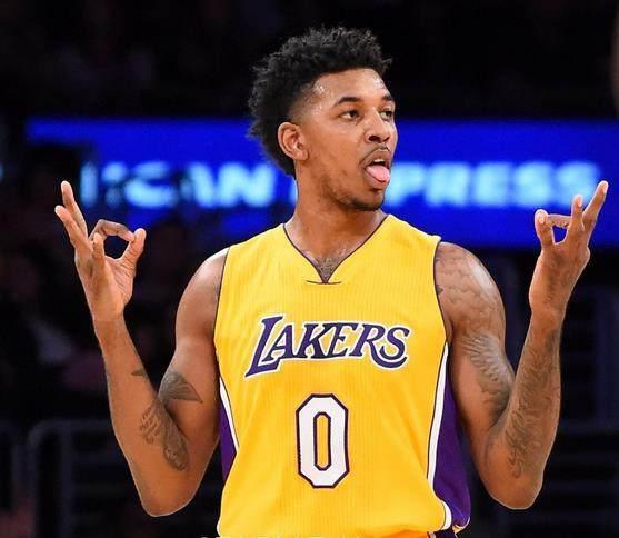 狼队主帅：枪手各方面都是最佳；我们已有很多成果只是没赢球（狼队主帅：阿森纳综合实力最强；我们收获不少却无缘胜利）