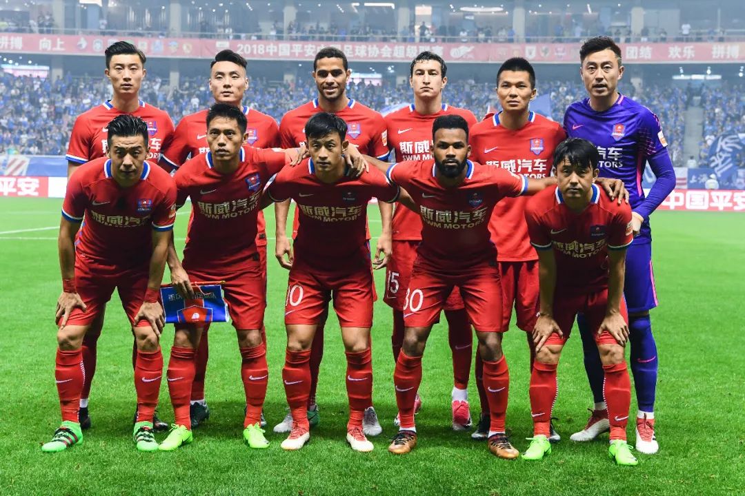 杜克兰特连续得分，全队士气高涨（杜克兰特连取分，全队士气飙升）