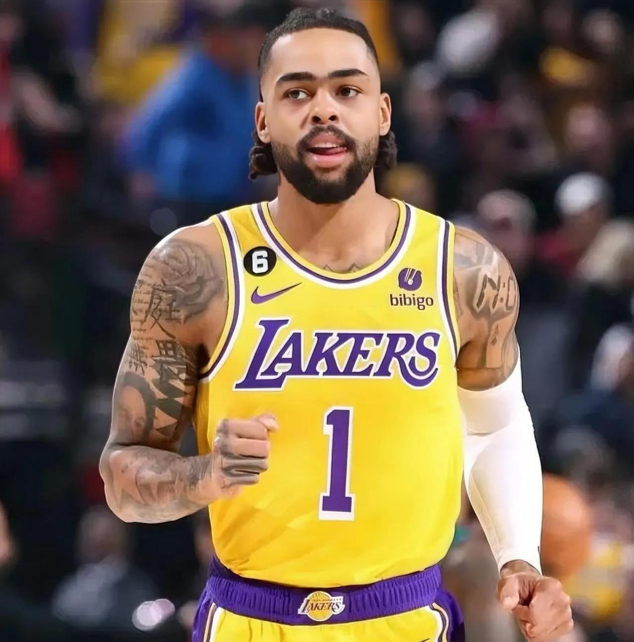 雷霆凭借亚历山大37分统治力，以122比95大胜开拓者，九连胜稳居西部前列。（亚历山大轰37分，雷霆122-95碾压开拓者，豪取九连胜稳居西部前列）