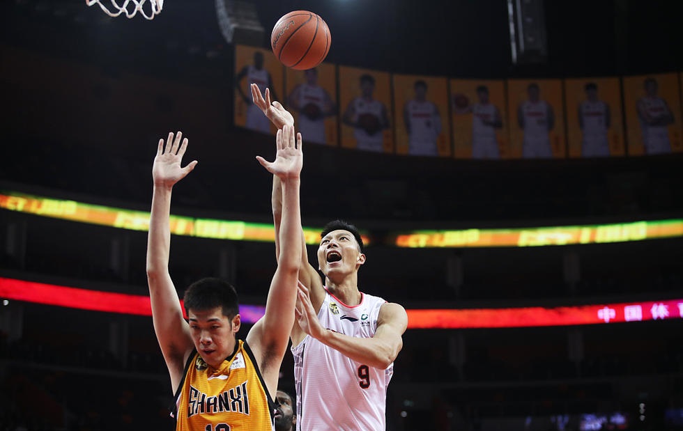 2025中足联颁奖会：国安前锋法比奥获中超最佳射手奖（中足联2025颁奖典礼：国安前锋法比奥荣膺中超金靴）